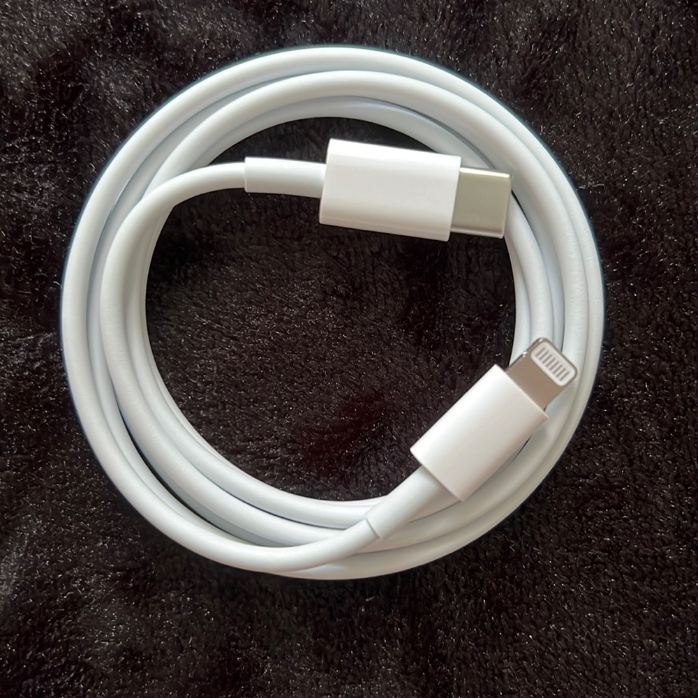 Apple USB-C to Lightning Cable